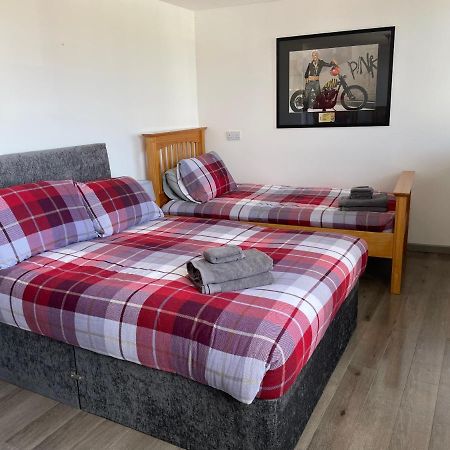 Rooms In إينفيرنيس المظهر الخارجي الصورة
