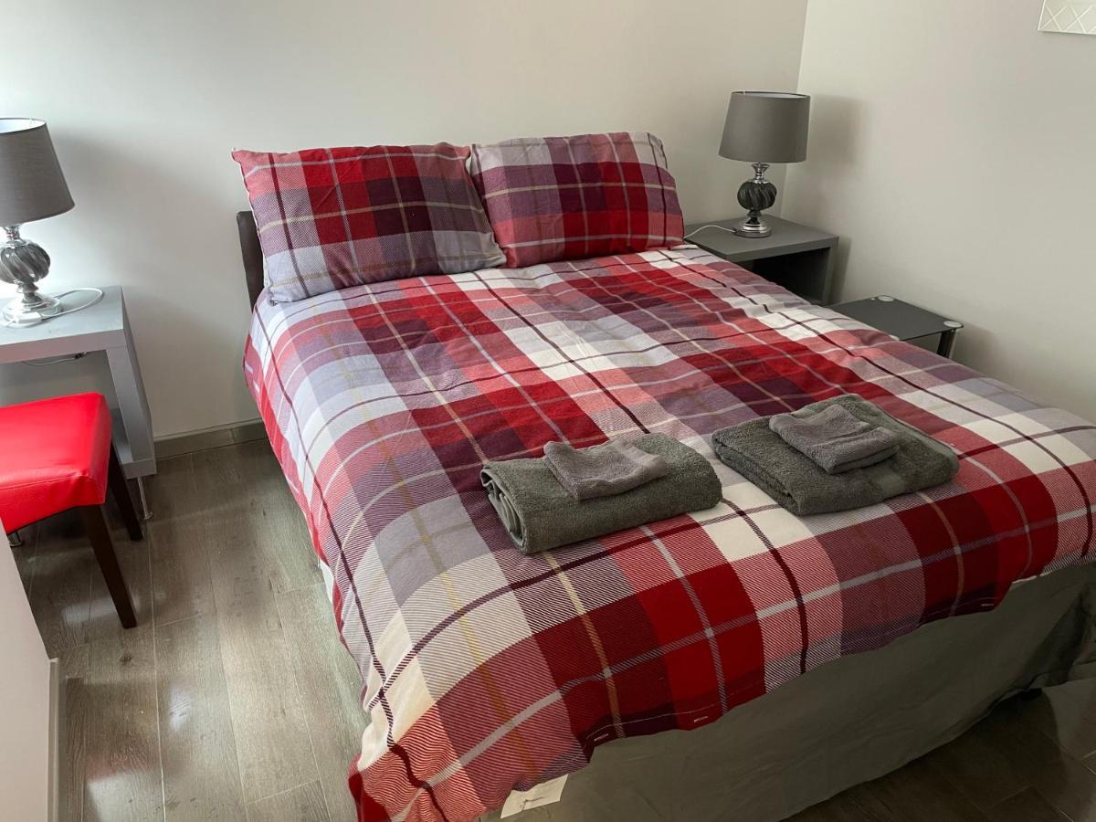 Rooms In إينفيرنيس المظهر الخارجي الصورة